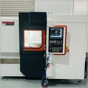 User-Friendly UC400 5-Axis CNC Machining Center for Intuitive Operation and Precision Parts Production