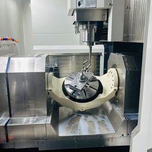 Smooth-Running UC400 5-Axis CNC Machining Center for Stable Precision Machining and Complex Multi-Sided Parts Production