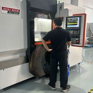 Reliable UC320 5-Axis CNC Machining Center for Premium Precision Milling and Complex Parts Production
