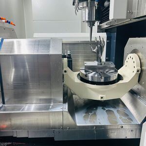 Efficient High-Speed UC320 5-Axis CNC Machining Center for Precision Milling and Complex Parts Production