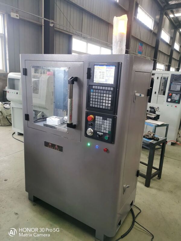 Fully Enclosed Small CNC Drilling and Milling Machine High Precision High Rigidity Floor Standing for Educational Training